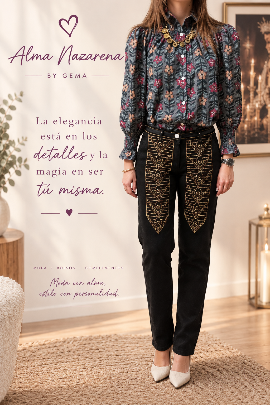 Pantalón Negro con Bordado Dorado