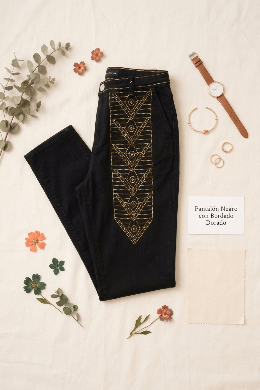 Pantalón Negro con Bordado Dorado